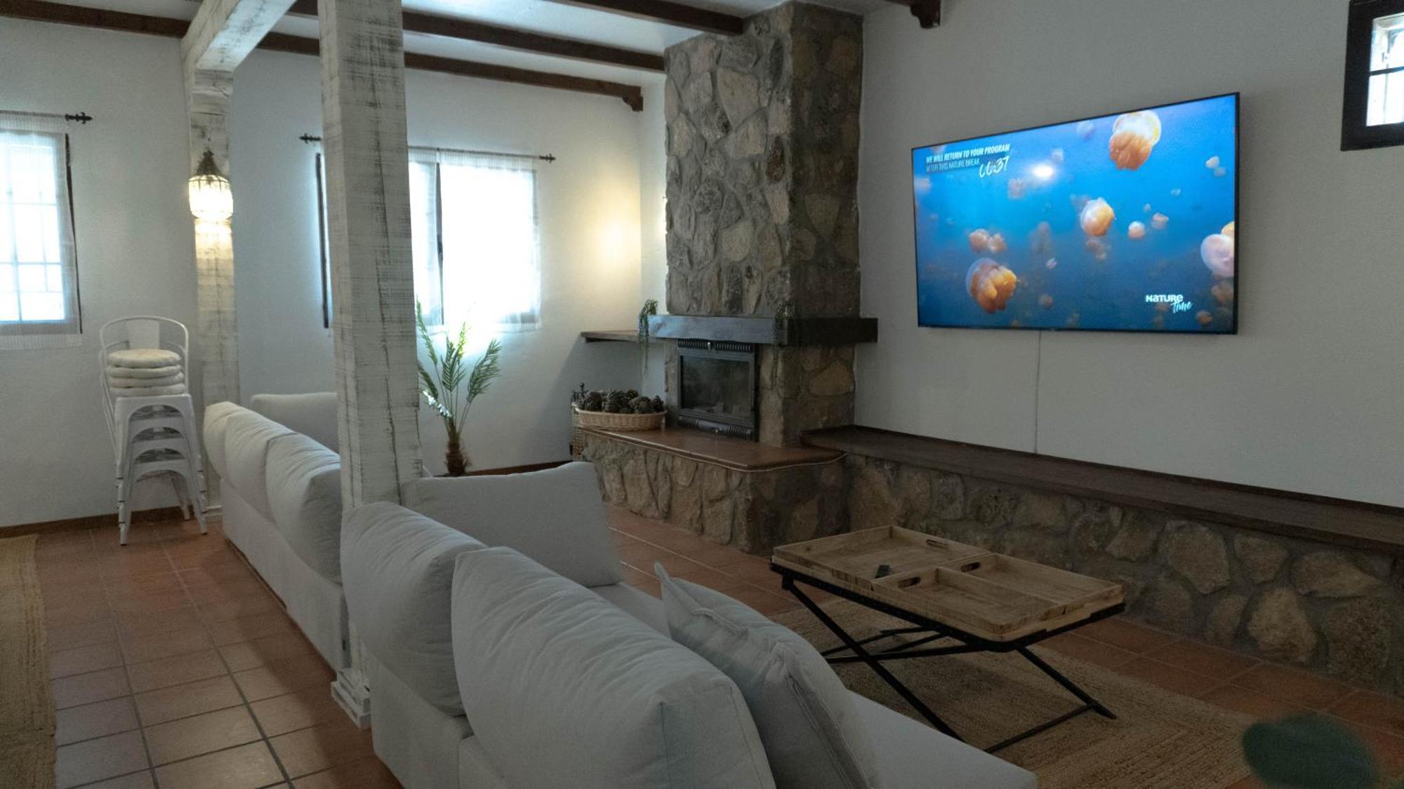 Casa Valdesanmartin - Country House, 10500Sqm, Pool, Paddel & Bbq El Tiemblo Dış mekan fotoğraf